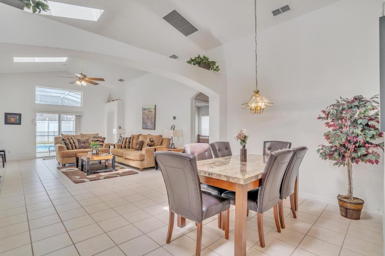 Beautiful Family Vacation Home With Private Pool, Close To Disney! Home Orlando Extérieur photo